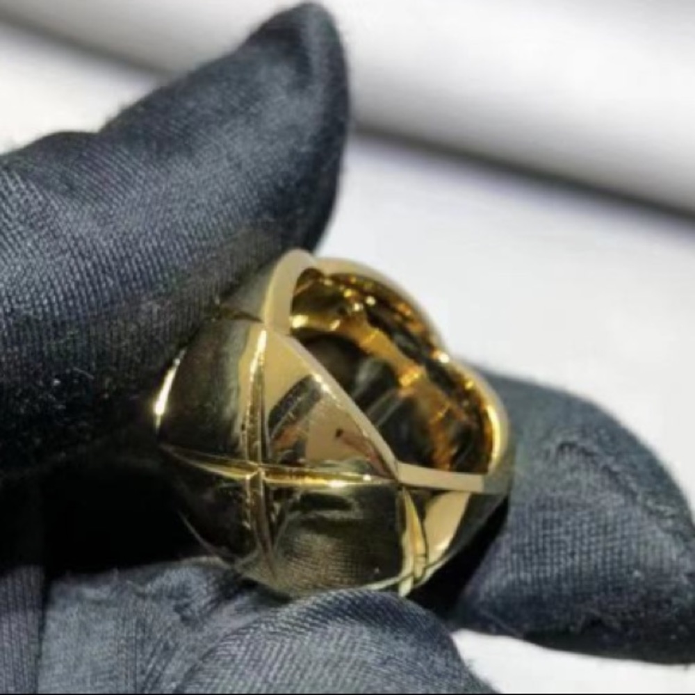 Crush Gold Chunky Ring - Picture 5 of 13